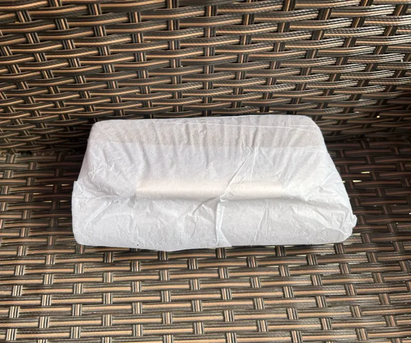 Clutch dorado elegante con cadena - 5