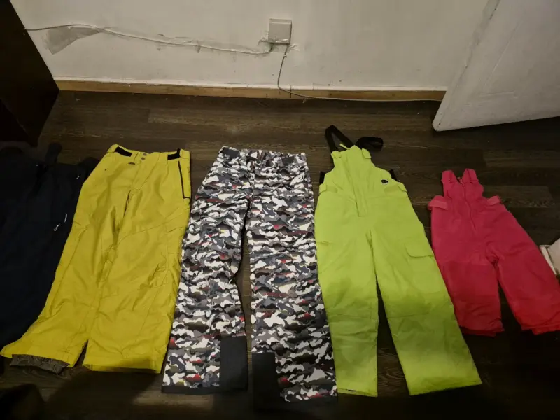 Pantalones de nieve para niños varios colores