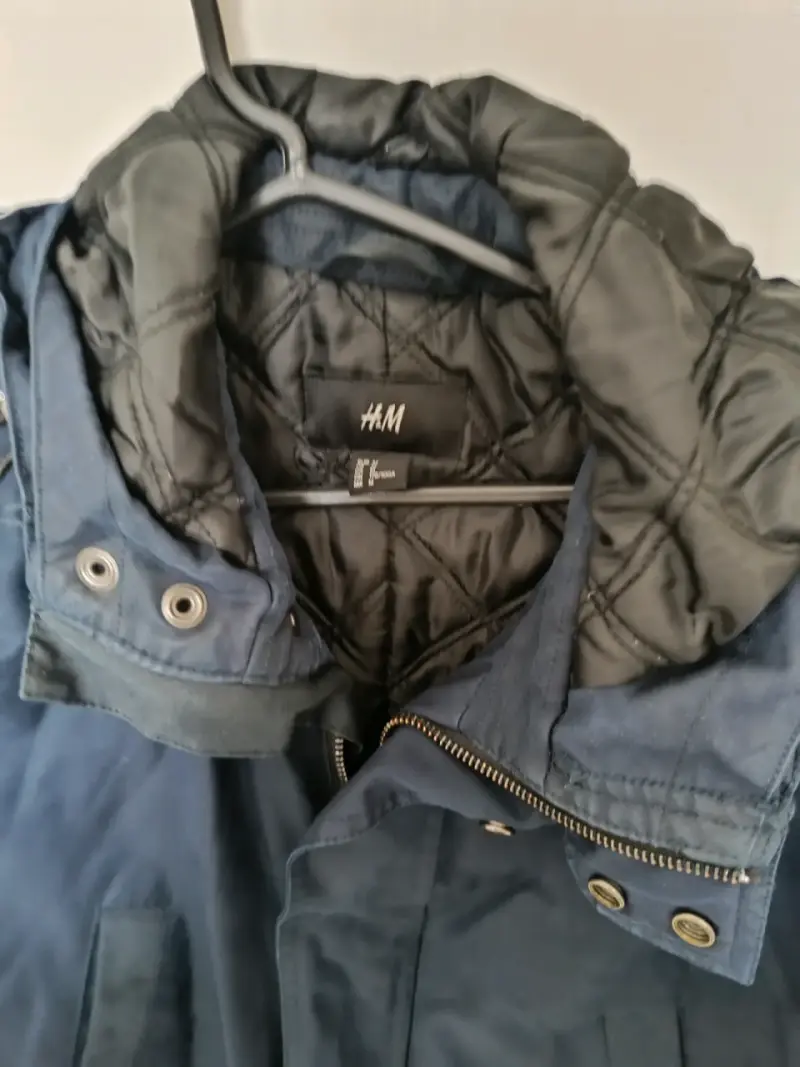 Parka azul con capucha H&M para hombre - 3