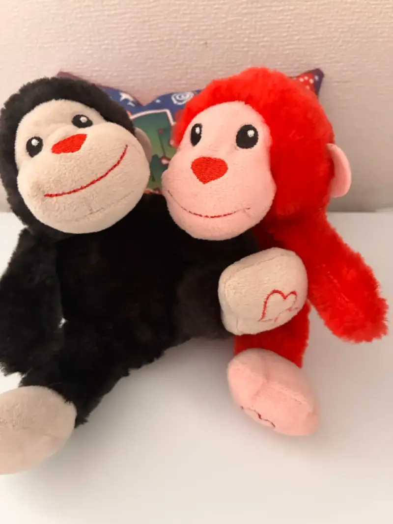 Peluches de monos con cojín decorativo - 2