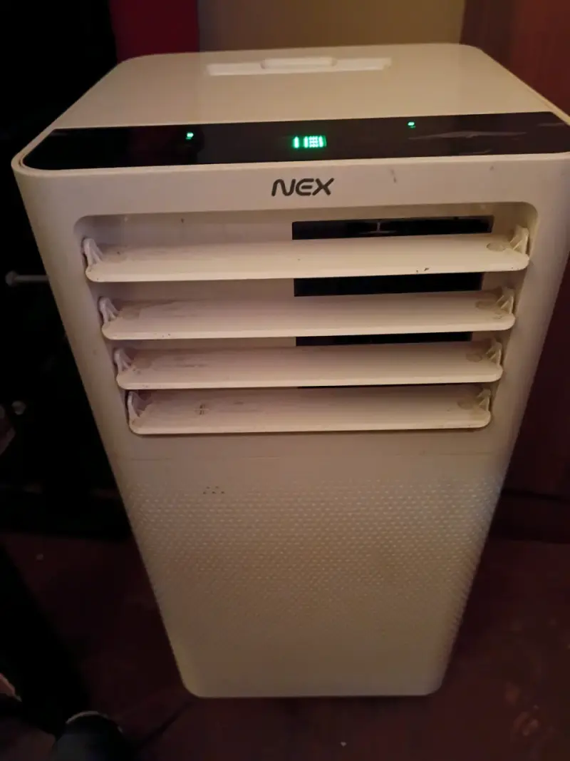 Aire Acondicionado Portátil Nex 9000BTU - 1