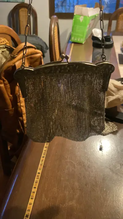 Bolso de malla metálica vintage con cierre decorativo - miniatura 2