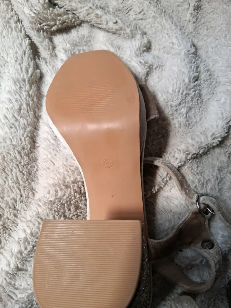 Sandalias de tacón alto con brillo para mujer - 4