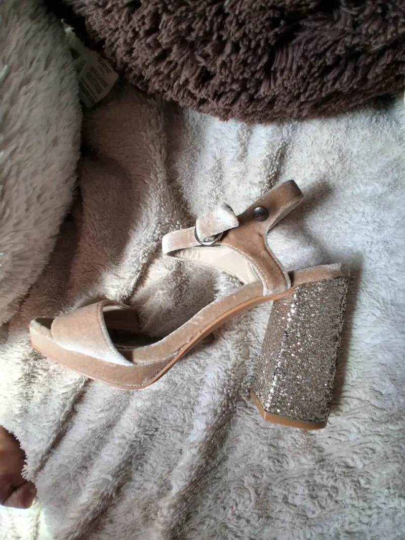 Sandalias de tacón alto con brillo para mujer - 5