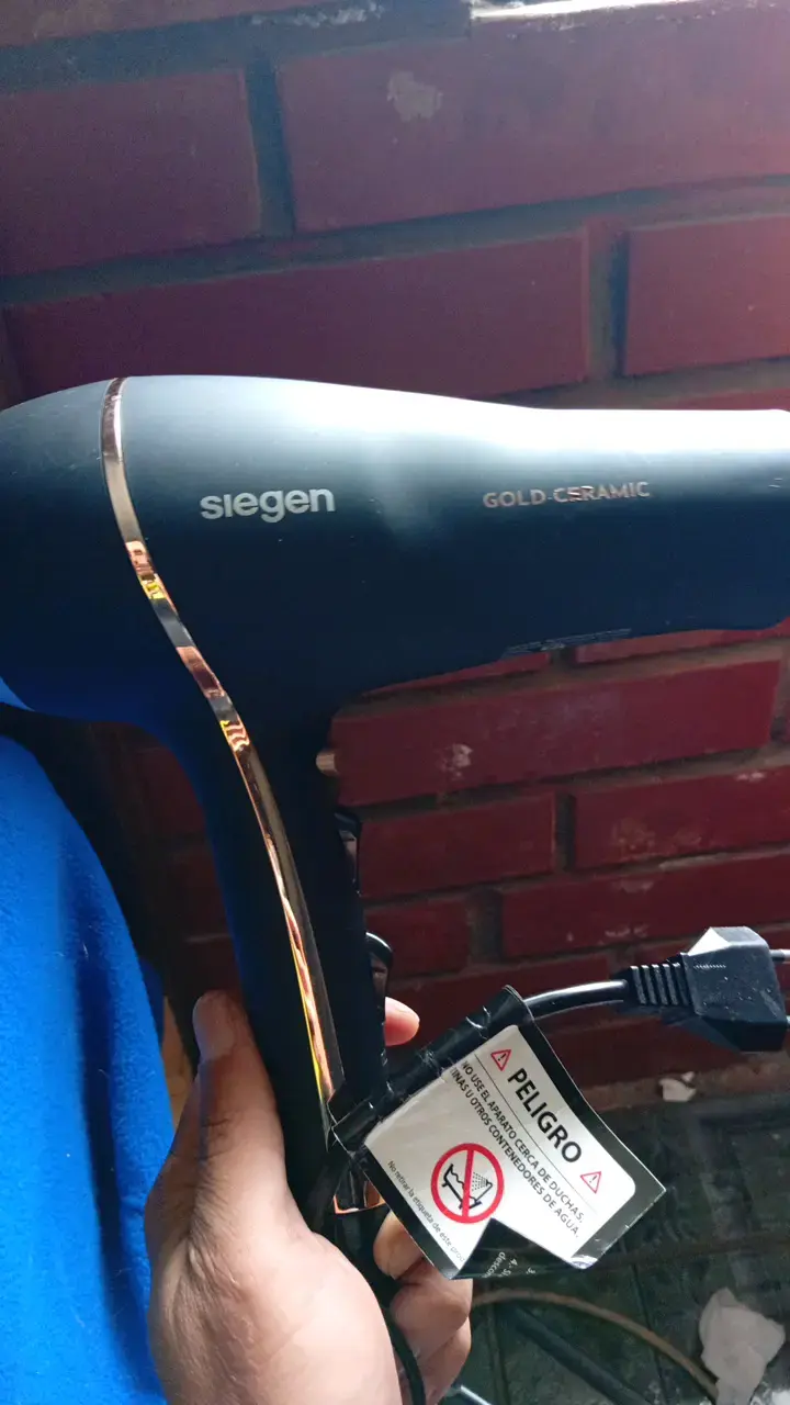 Secador de Pelo Siegen Gold Ceramic Negro - 1