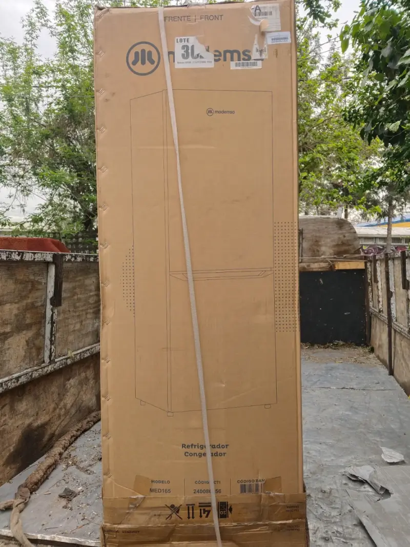 Refrigerador Mademsa Botton Freezer 166L Plata - 4