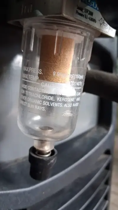 Soldadora TIG Gladiator Pro con manómetro - miniatura 1