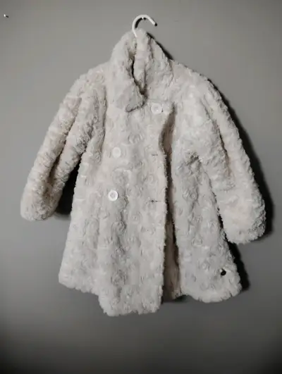 Abrigo de peluche blanco para niña - miniatura 1