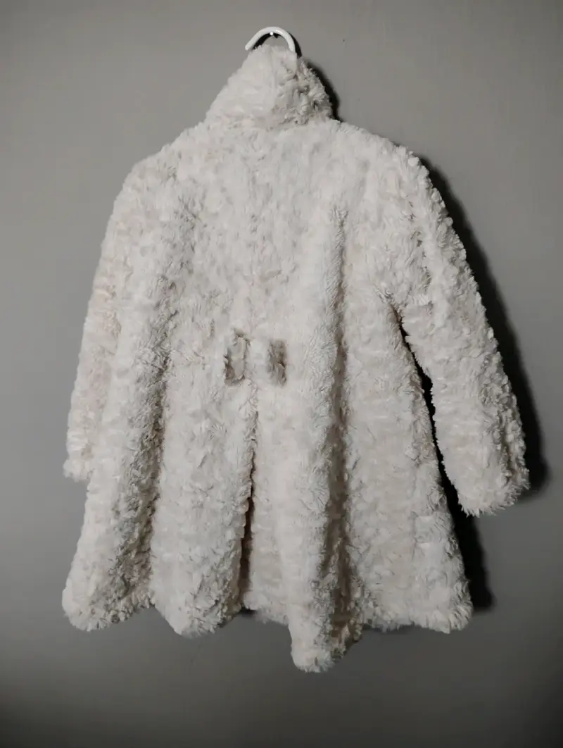 Abrigo de peluche blanco para niña - 2