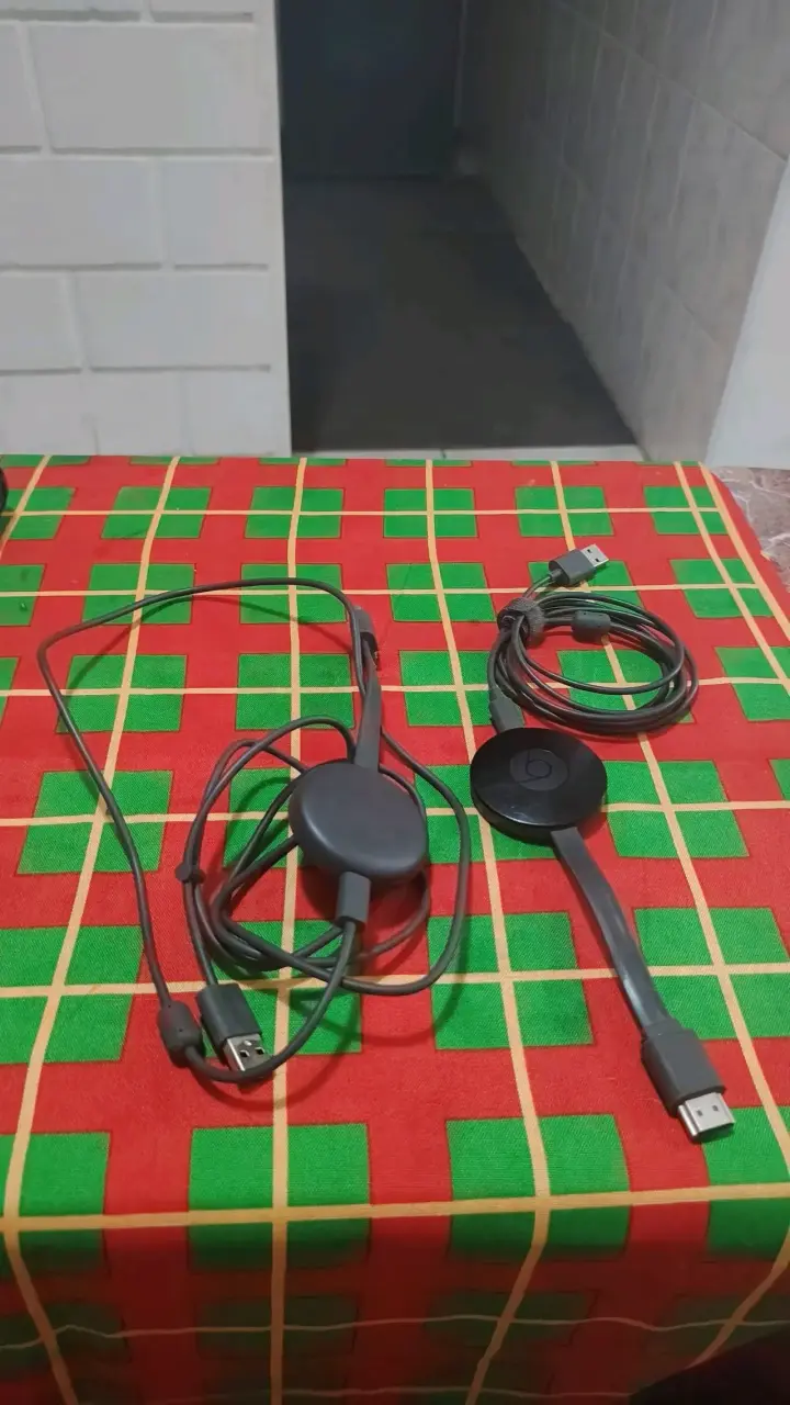 Chromecast HDMI con cable USB - 3