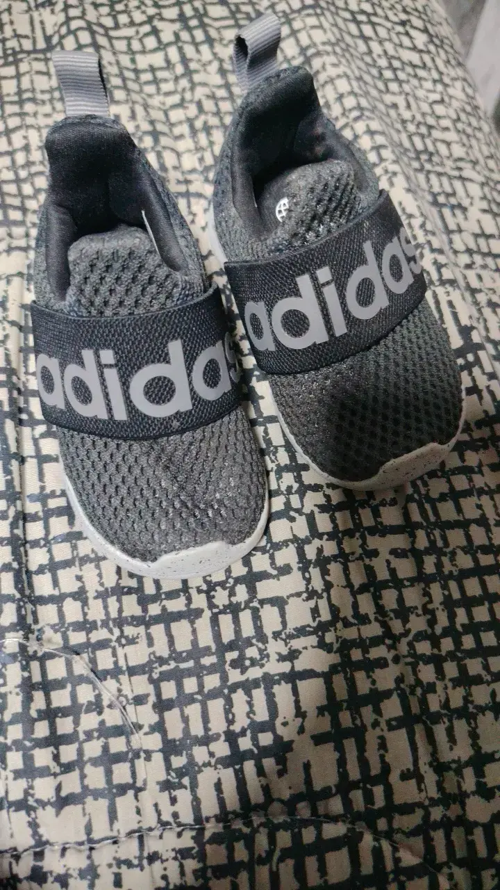 Zapatillas deportivas para bebé Adidas grises - 1