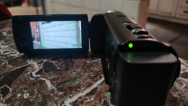 Videocámara Sony Handycam con accesorios - 5