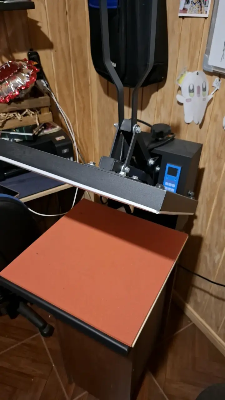 Prensa térmica para sublimación con control digital - 2
