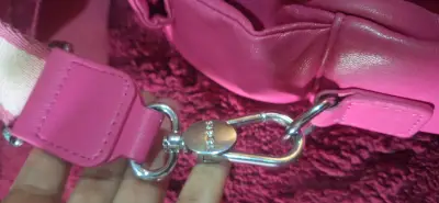 Cartera cruzada fucsia Tous Carol en forma de flor - miniatura 3