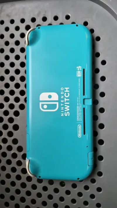 Nintendo Switch Lite Turquesa + Kirby - miniatura 2