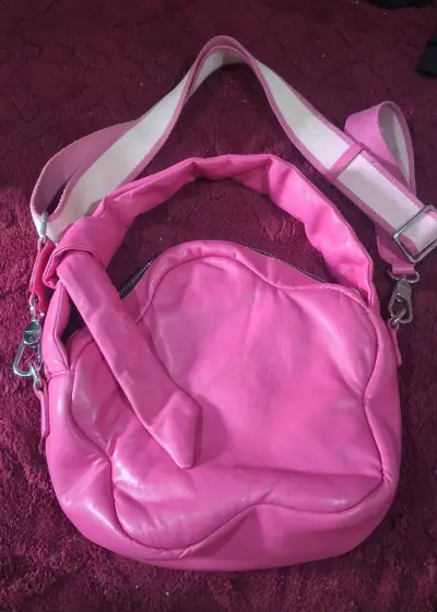 Cartera cruzada Tous Carol fucsia en forma de flor - miniatura 1