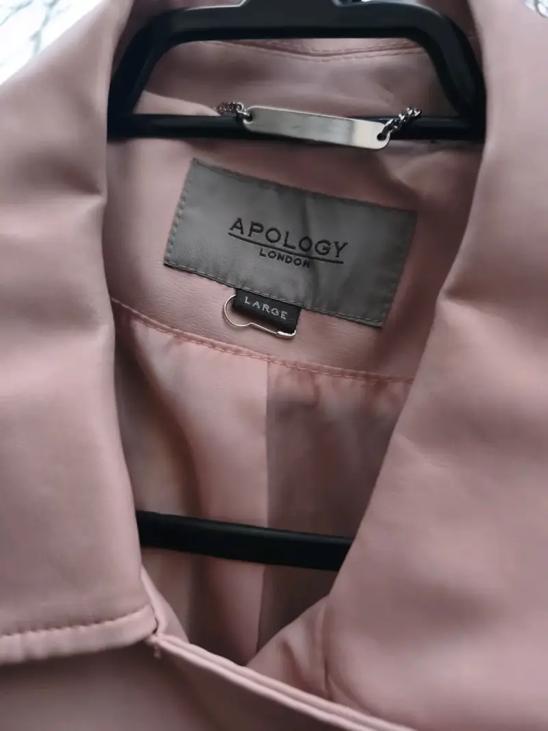 Chaqueta de cuero sintético rosa Apology London - 3