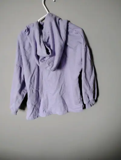 Polerón morado con capucha para niña Ficcus - miniatura 1