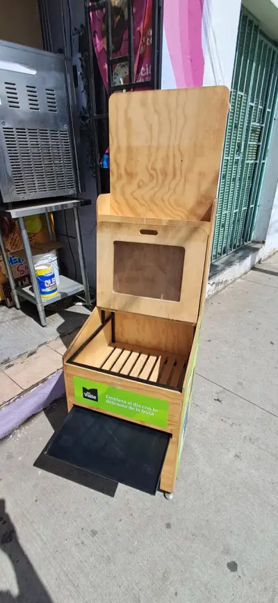 Exhibidor de madera para pan. - miniatura 1