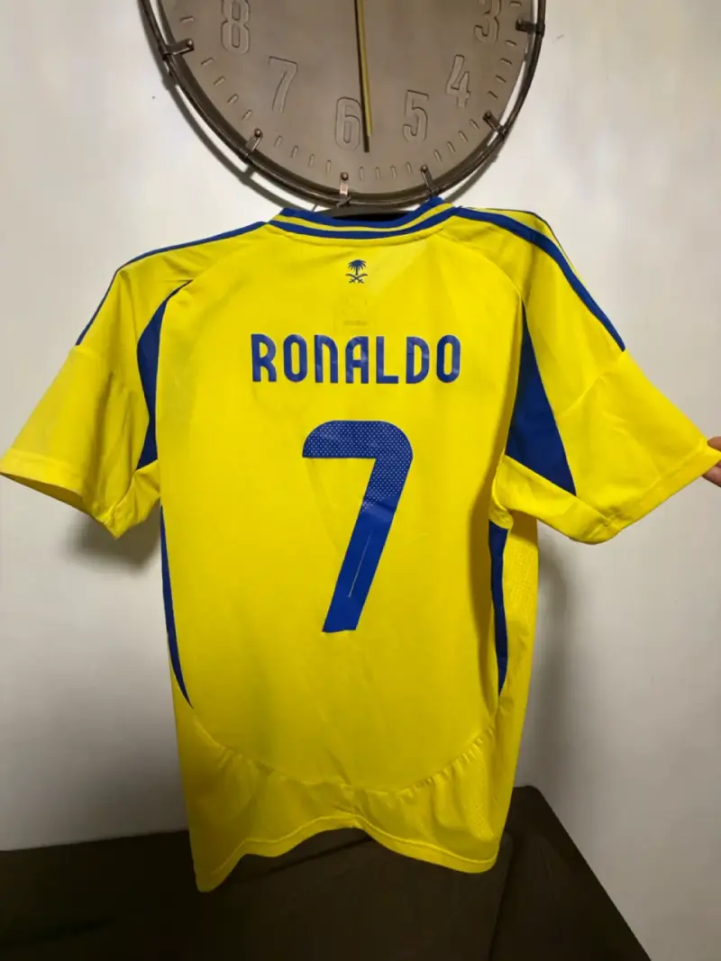 Camiseta  Al Nassr Adidas cr7 Talla L - 6