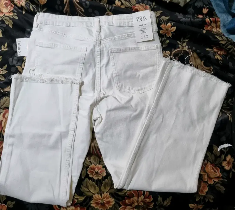 Jeans blancos rotos para mujer Zara - 2