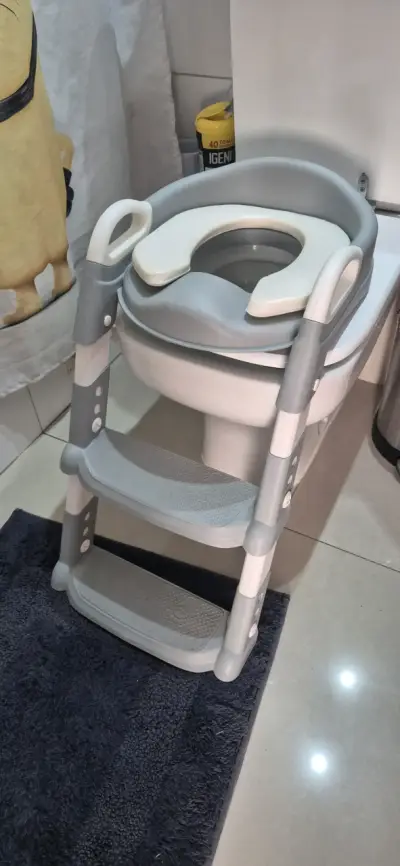 Asiento de inodoro niños con escalón para WC - miniatura 3