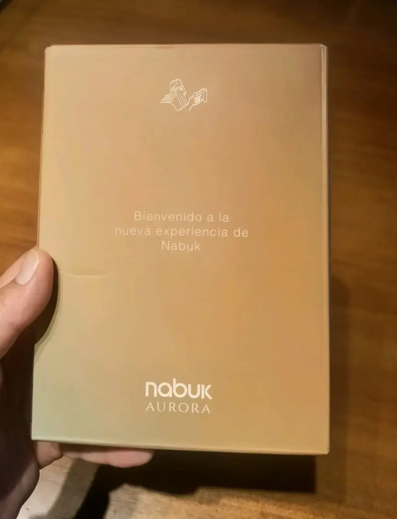 E-reader Nabuk Aurora con pantalla de tinta electrónica - 3