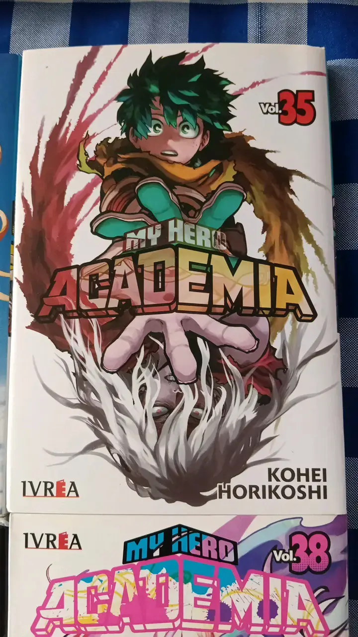 Libros de "My Hero Academy" - 4