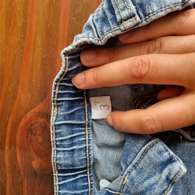 Pantalones cargo de mezclilla para niño con parches - 3