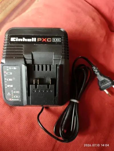 Cargador Einhell PXC 3.0A para herramientas - miniatura 1