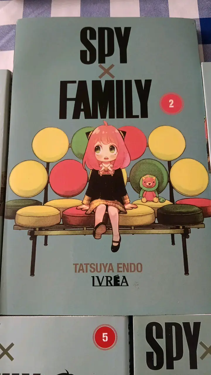 Libros "Spy x Family" - 3