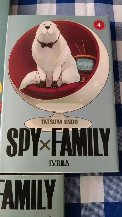 Libros "Spy x Family" - miniatura 4