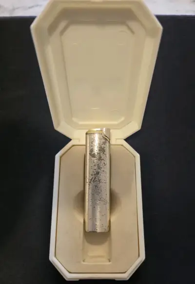 Encendedor de lujo Ted Lapidus en estuche - miniatura 3