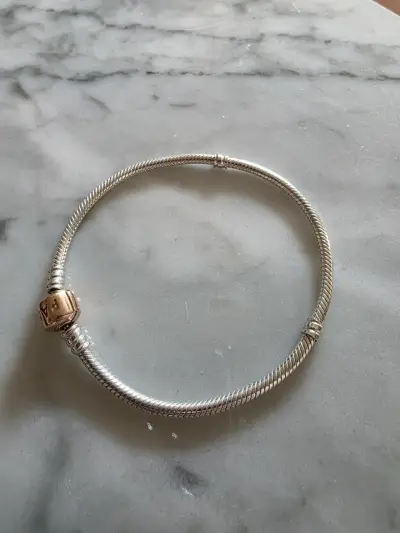 Pulsera de plata Pandora 23cm con cierre dorado - miniatura 2