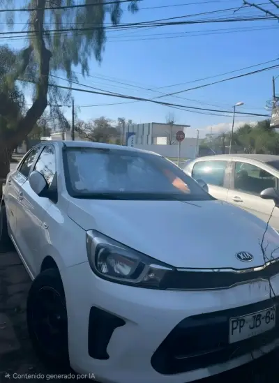 Auto Kia Soluto 2021 en buen estado - miniatura 3