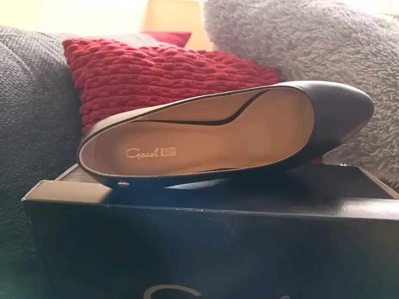 Zapatos de Tacón Negro Marca Gacel - 2