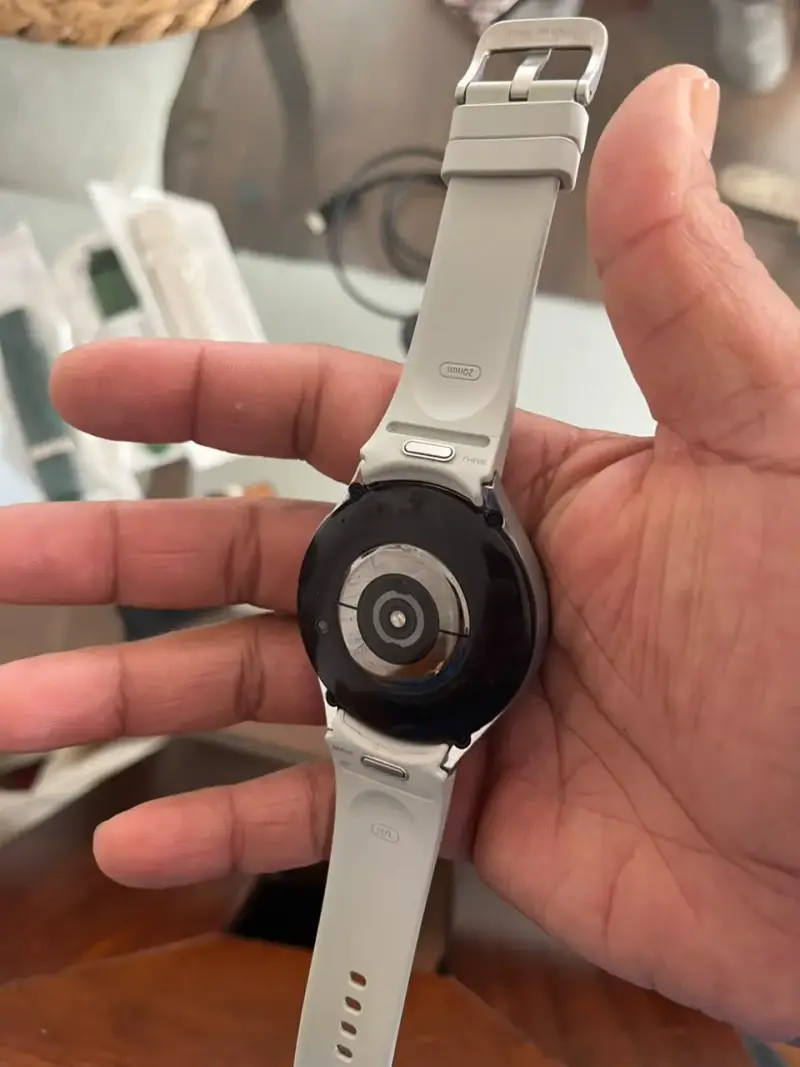 Reloj inteligente Samsung con correas intercambiables - 3
