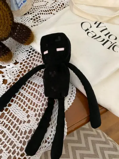 Lote de peluches variados de personajes - miniatura 3