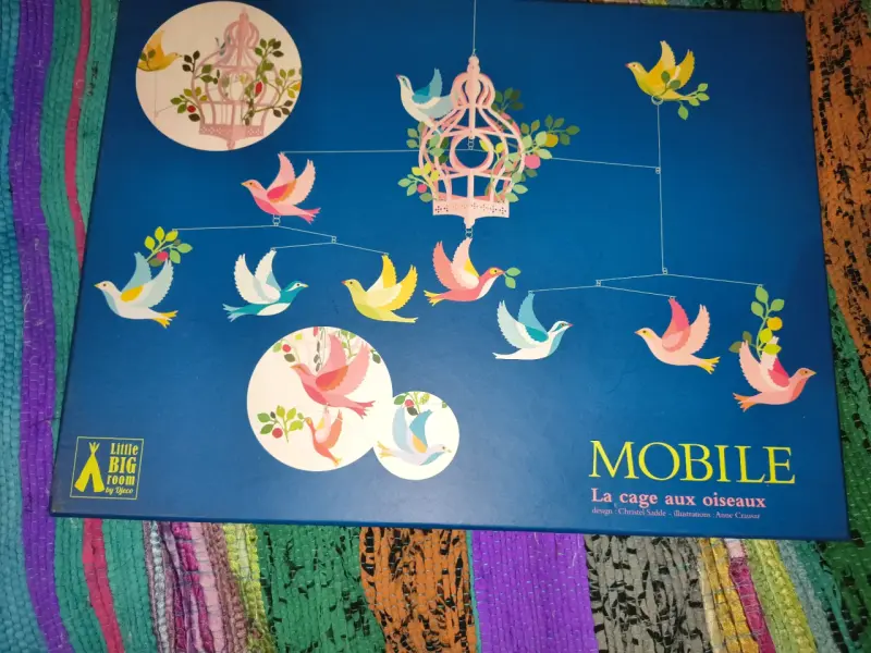 Móvil decorativo de pájaros Djeco - 2