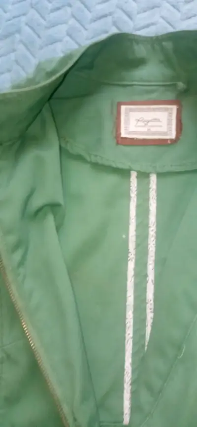 Chaqueta verde casual para mujer - miniatura 2