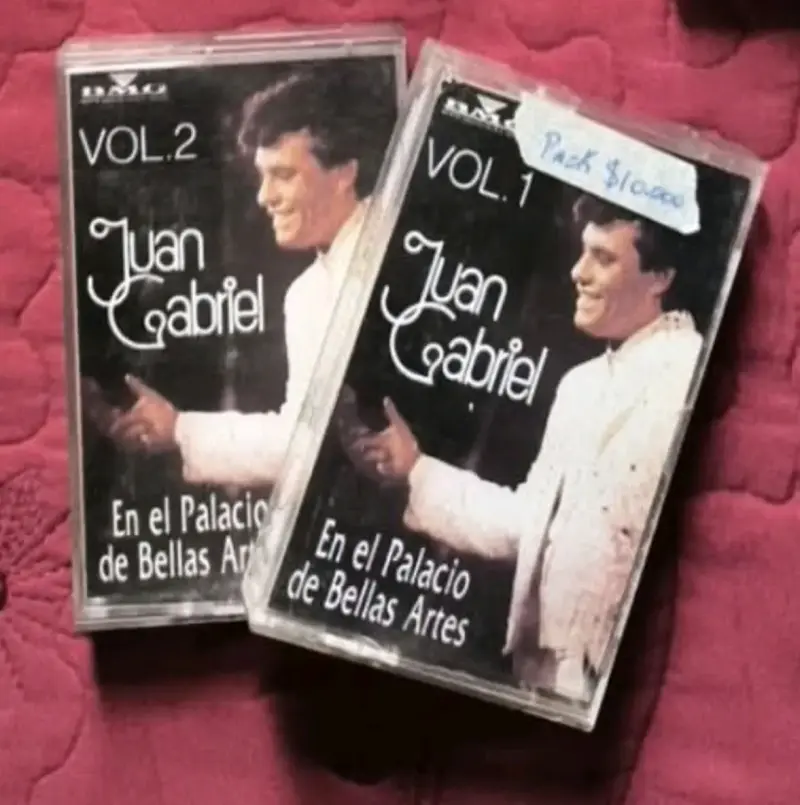 Cassettes de Juan Gabriel y Leonardo Favio - 3