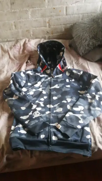 Bape - miniatura 2