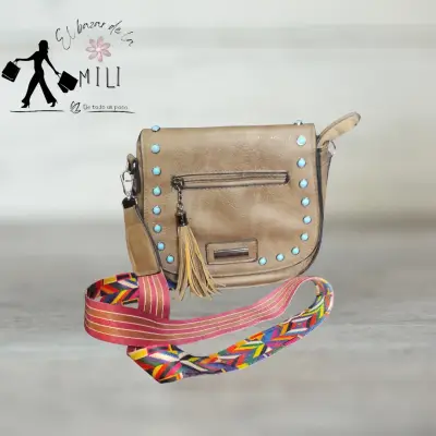 Cartera cruzada beige con tachas y correa colorida - miniatura 1