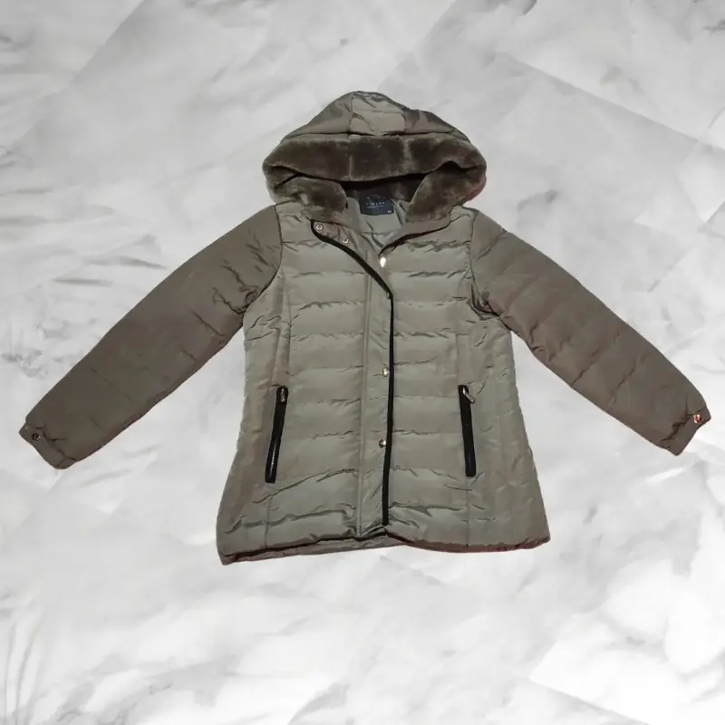 Chaqueta acolchada con capucha para mujer - 3