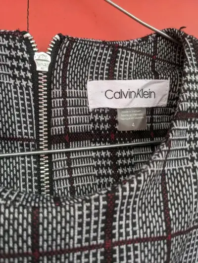 Vestido a cuadros Calvin Klein talla 4 - miniatura 2