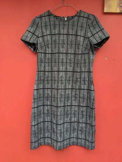 Vestido a cuadros Calvin Klein talla 4 - miniatura 4