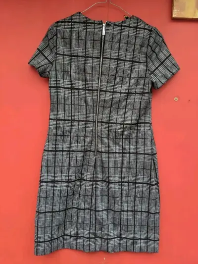 Vestido a cuadros Calvin Klein talla 4 - miniatura 5