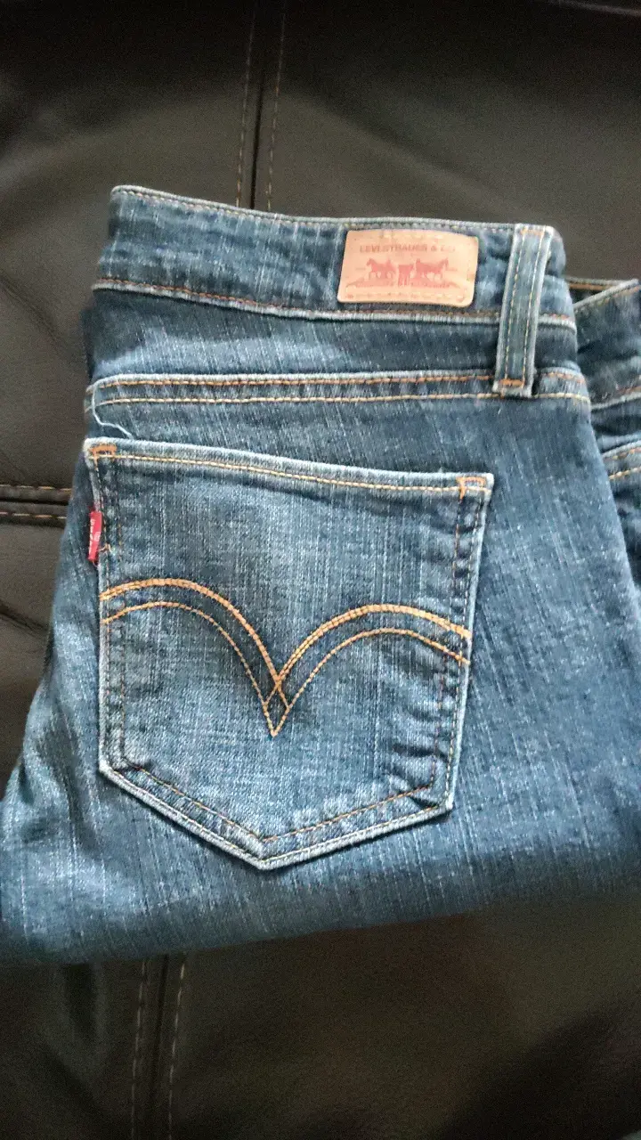 Jeans Levi's 518 corte recto azul - 3