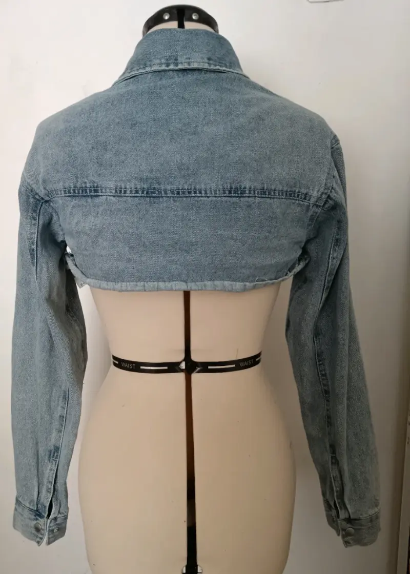 Chaqueta corta de mezclilla Forever 21 - 2