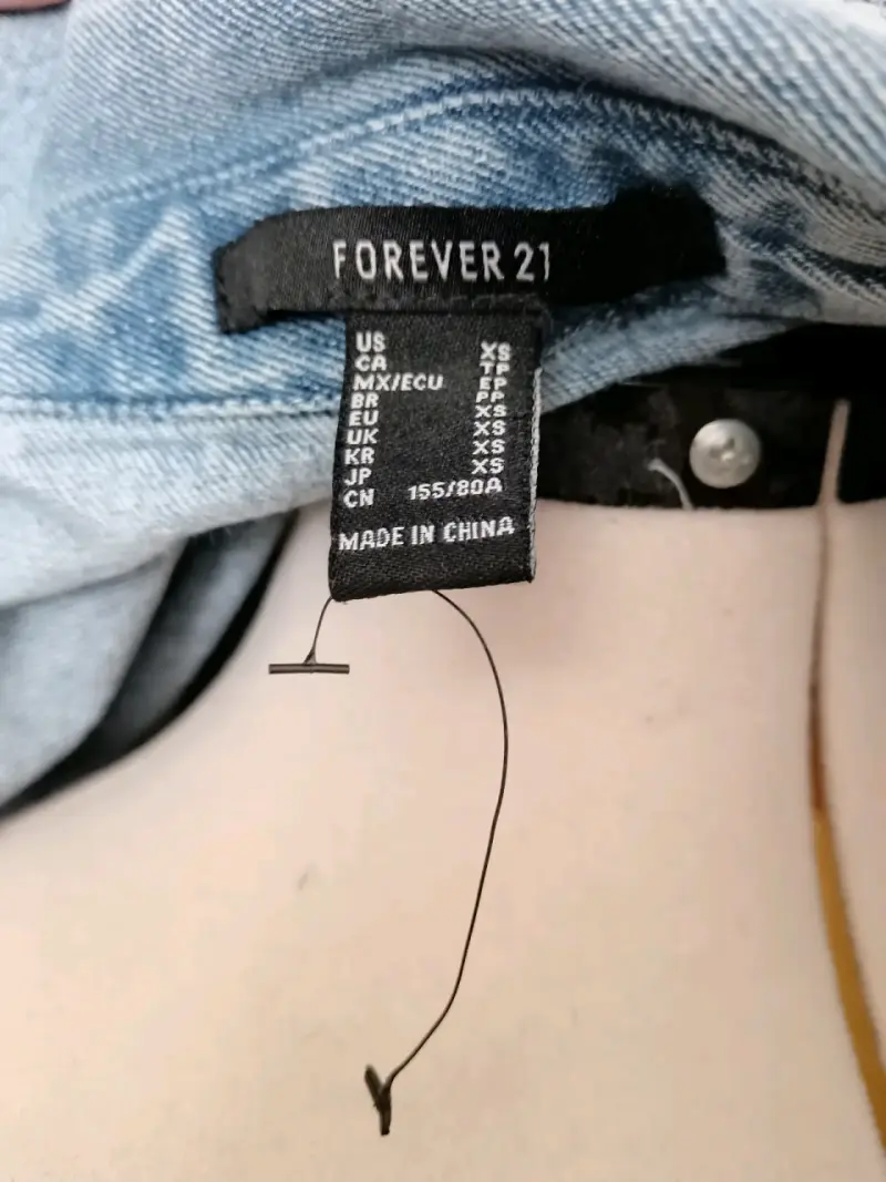 Chaqueta corta de mezclilla Forever 21 - 3